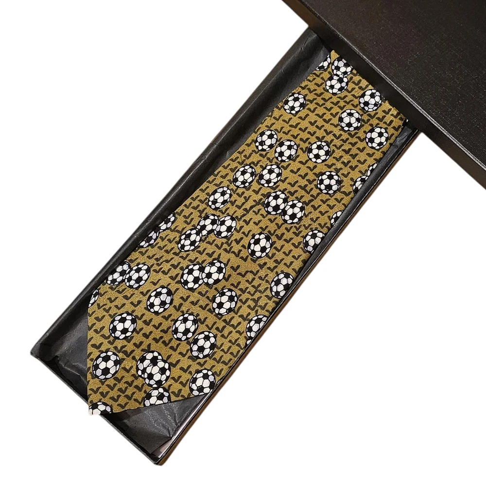 NICOLE MILLER TIE